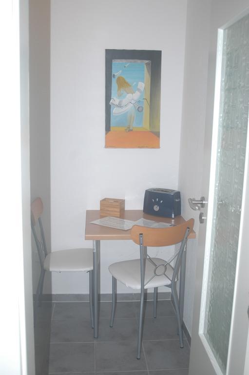 Koeln Appartement Habitación foto